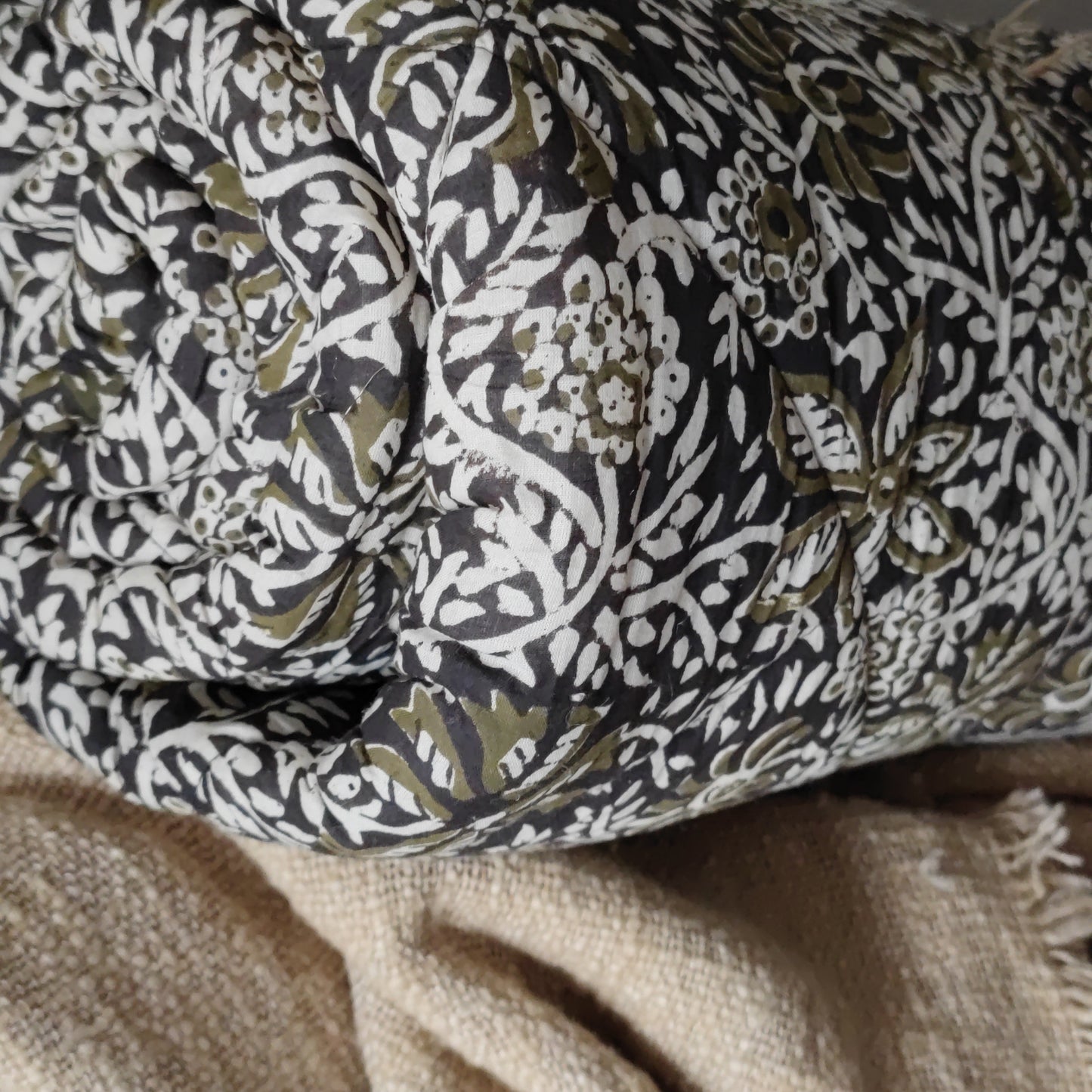 Flower quilt/ plaid / bed sprei 130 x 170
