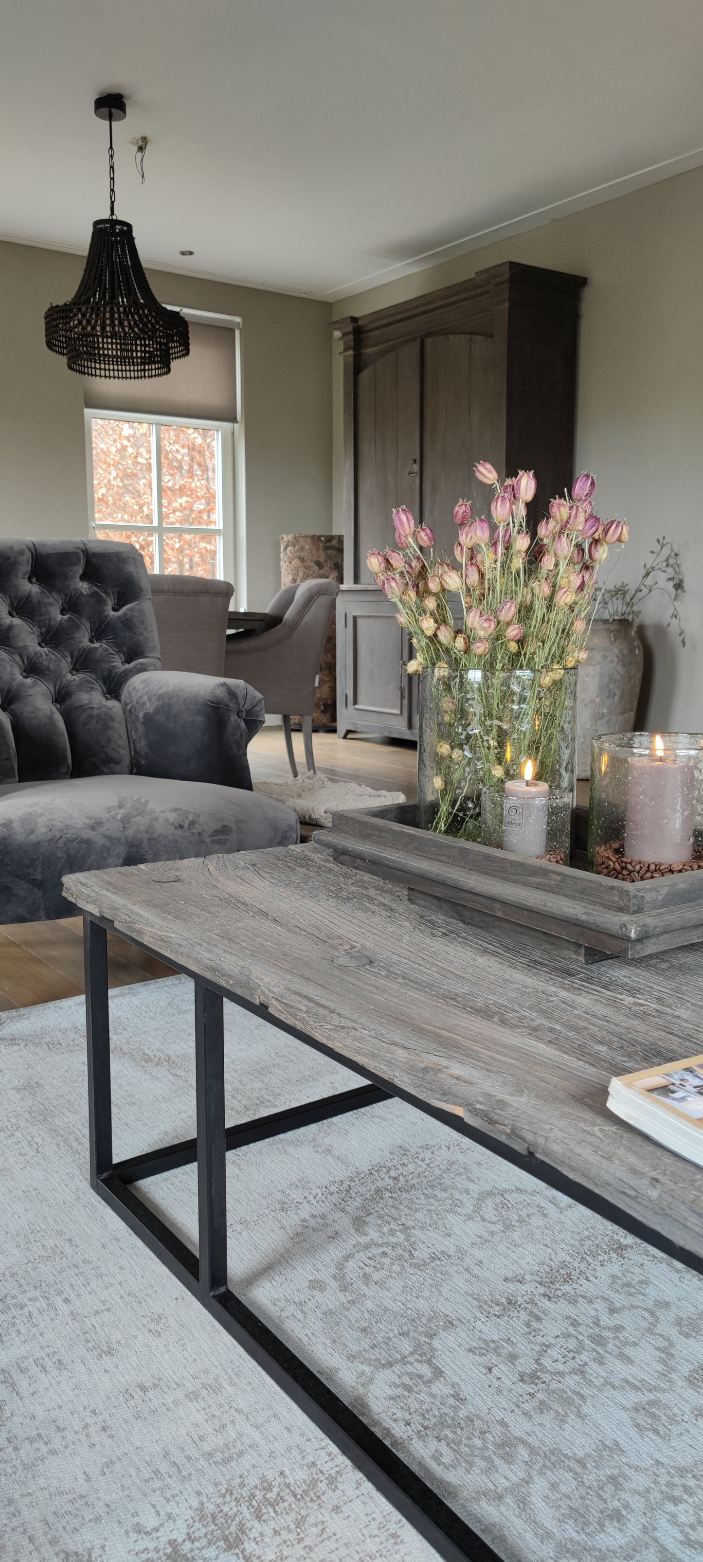 Tweedeurs vintage grey kast