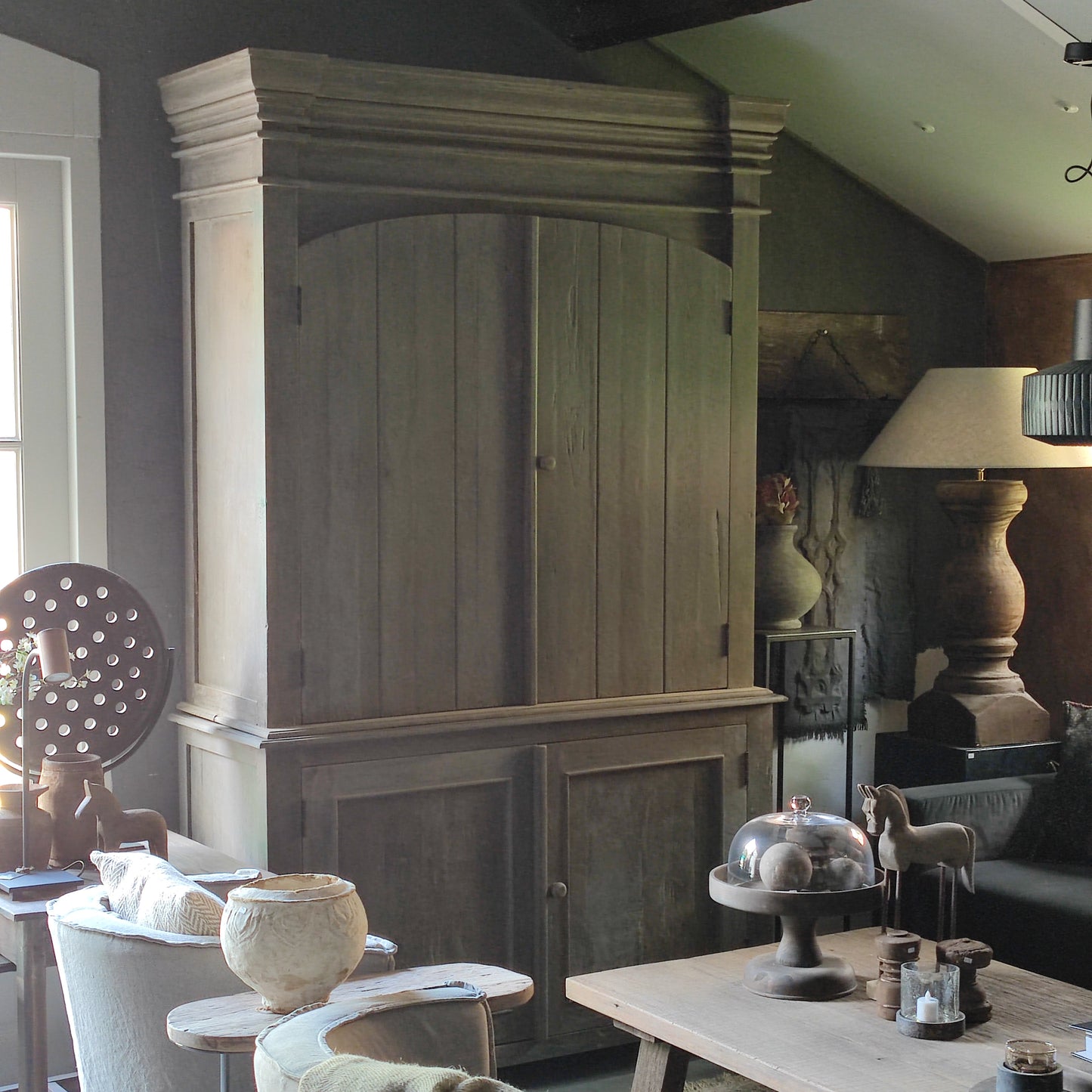 Tweedeurs vintage grey kast