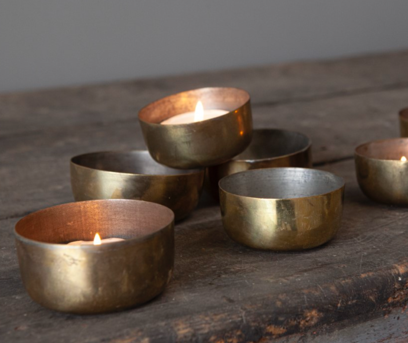 Bronze (candle) tray