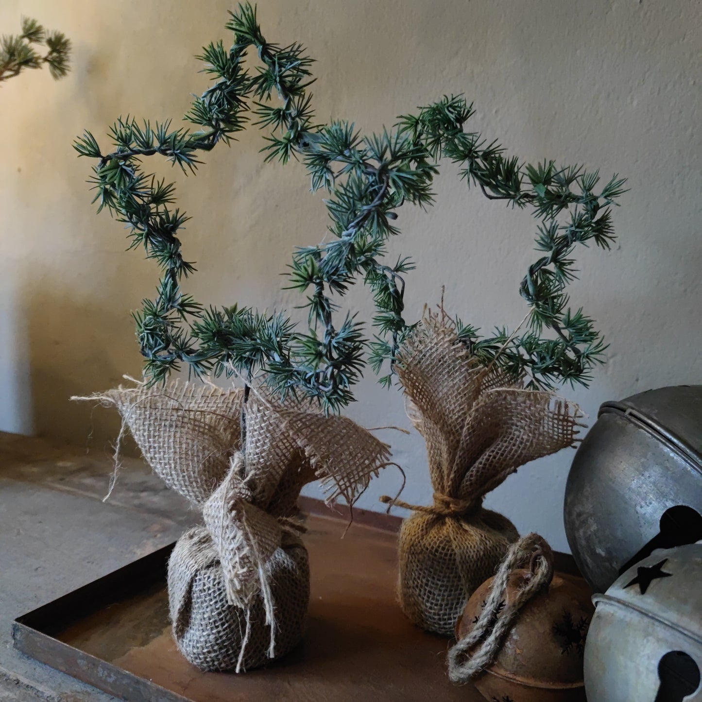 Jute cedar star