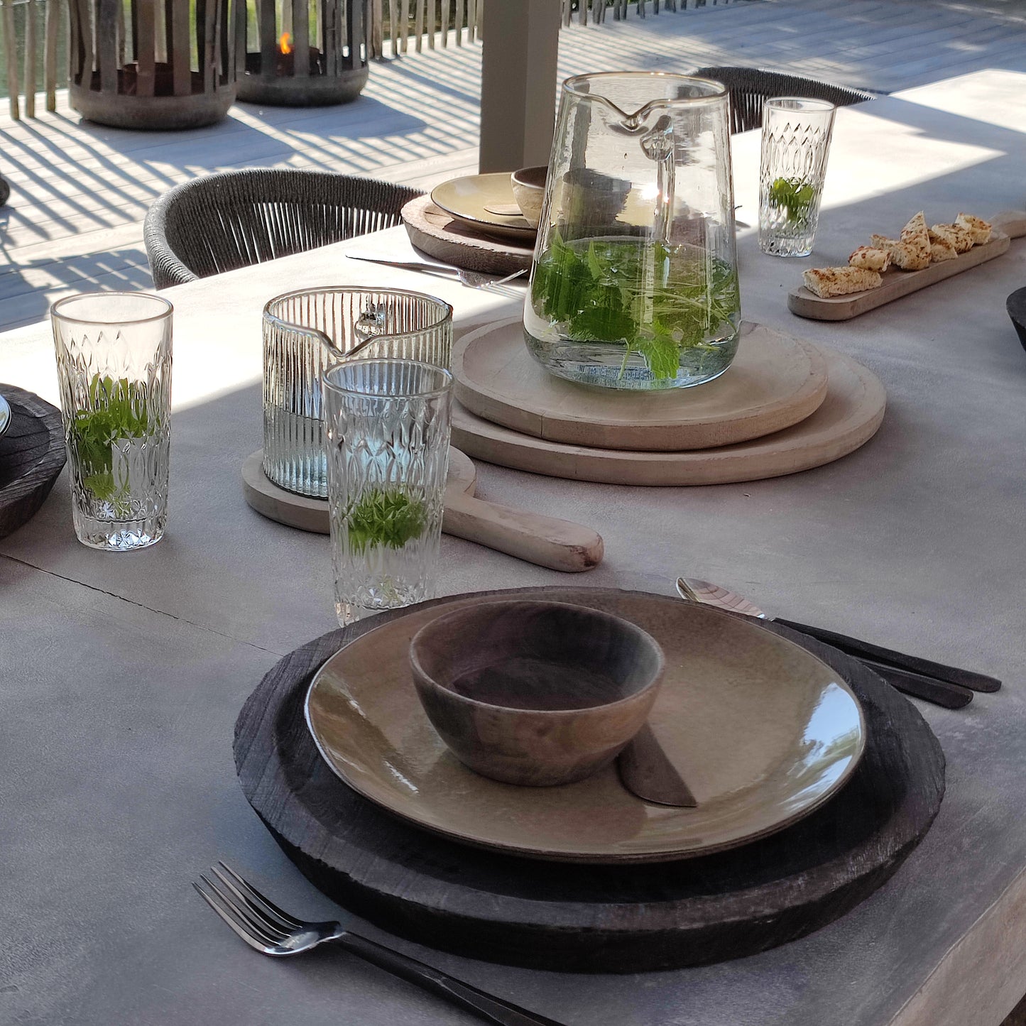 Grey wash serveerplank rond (Middel)