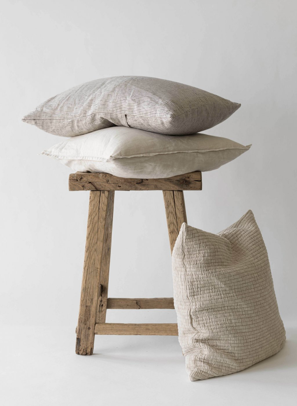 Linnen stripe kussenhoes beige/zwart 40 x 60