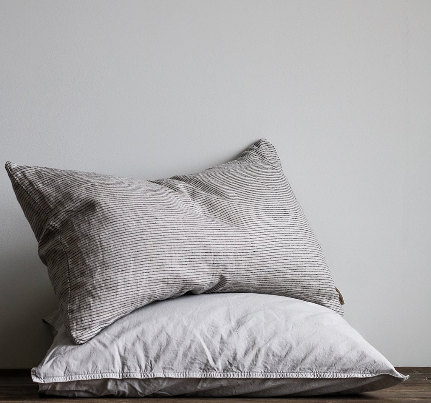 Linnen stripe kussenhoes beige/zwart 40 x 60