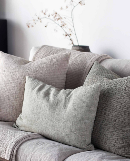 Handgemaakt Linnen kussenhoes vintage green 40 x 60