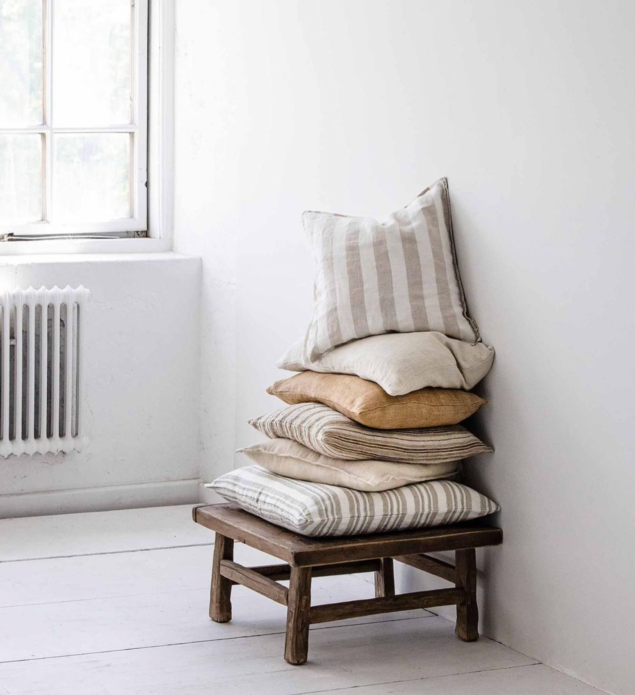 Linnen stripe kussenhoes natural / gold 50 x 50