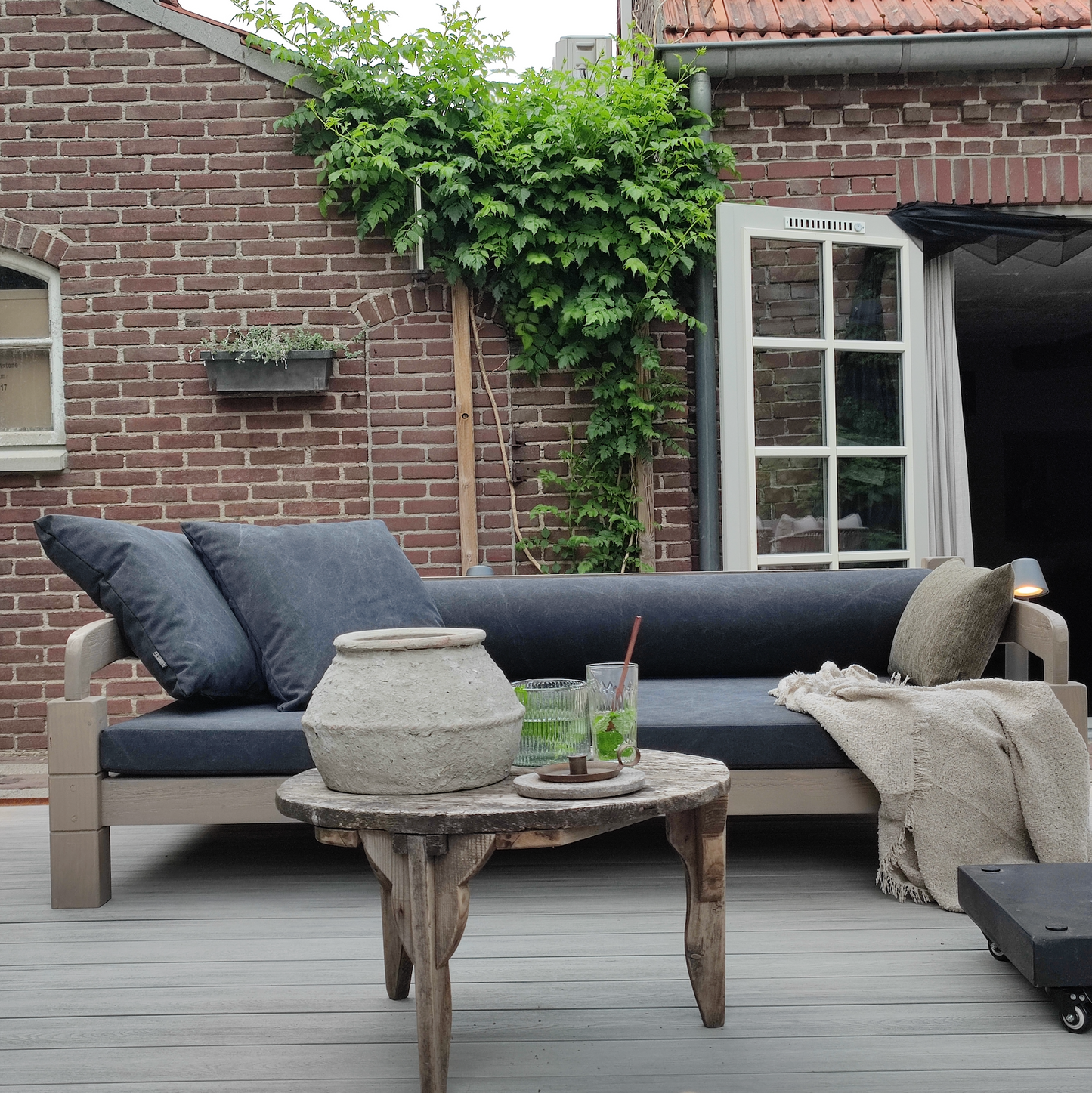 Outdoor rustic daybed 200 cm incl. standaard kussens