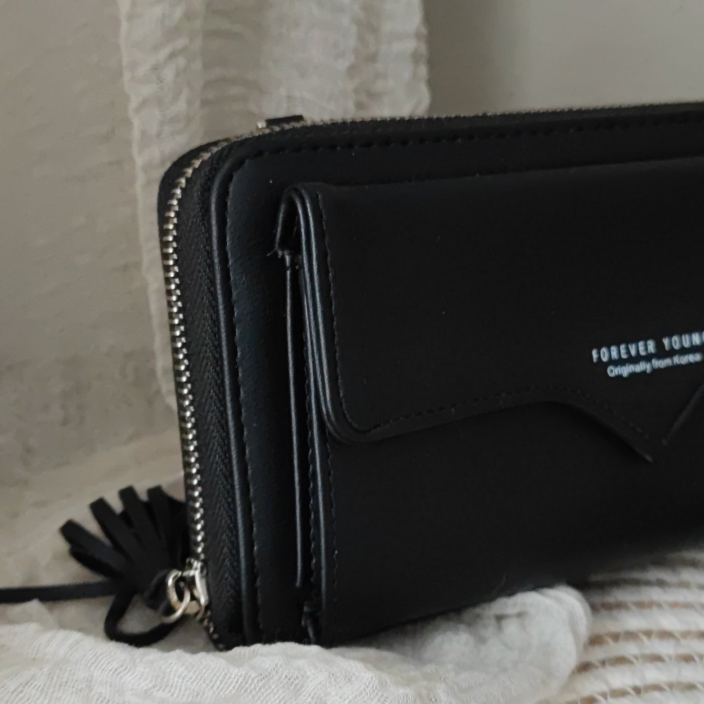 LA handbag soft black