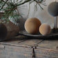 Velours kerstbal mosterd (groot)