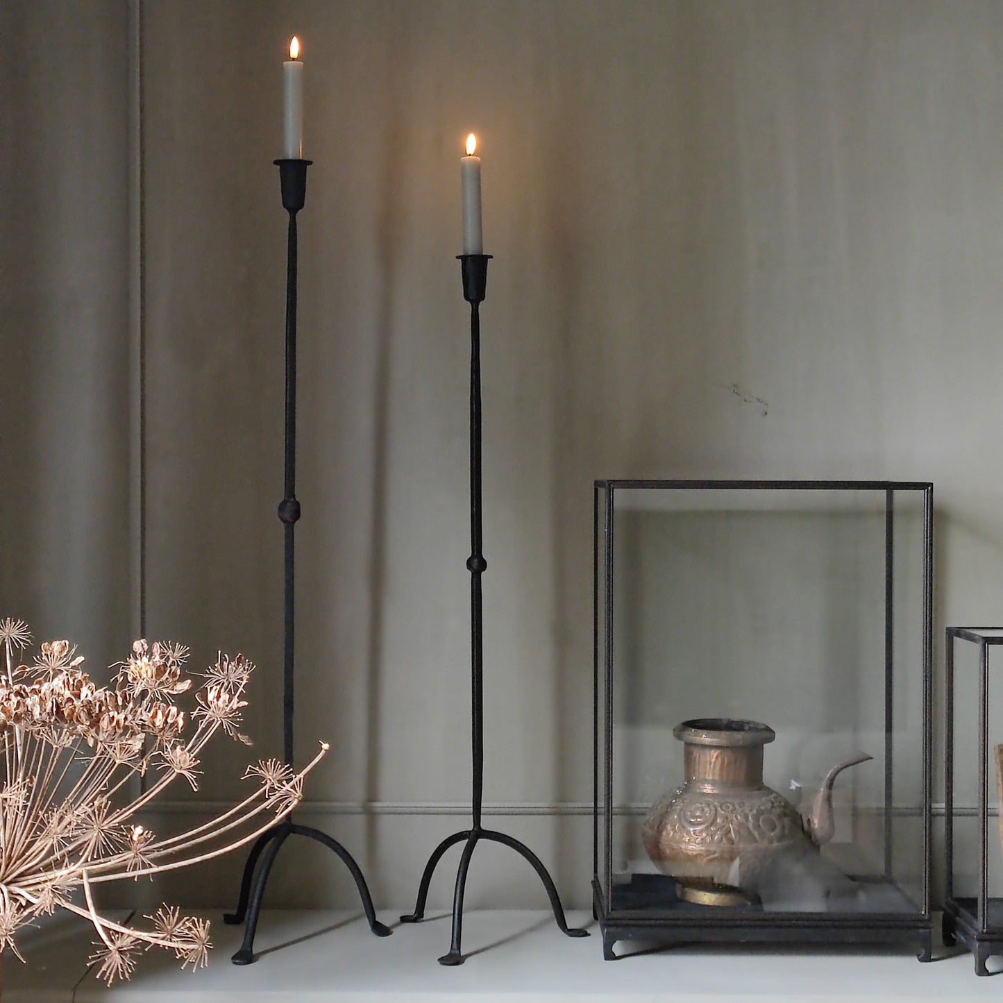 Metal (floor) candlestick small