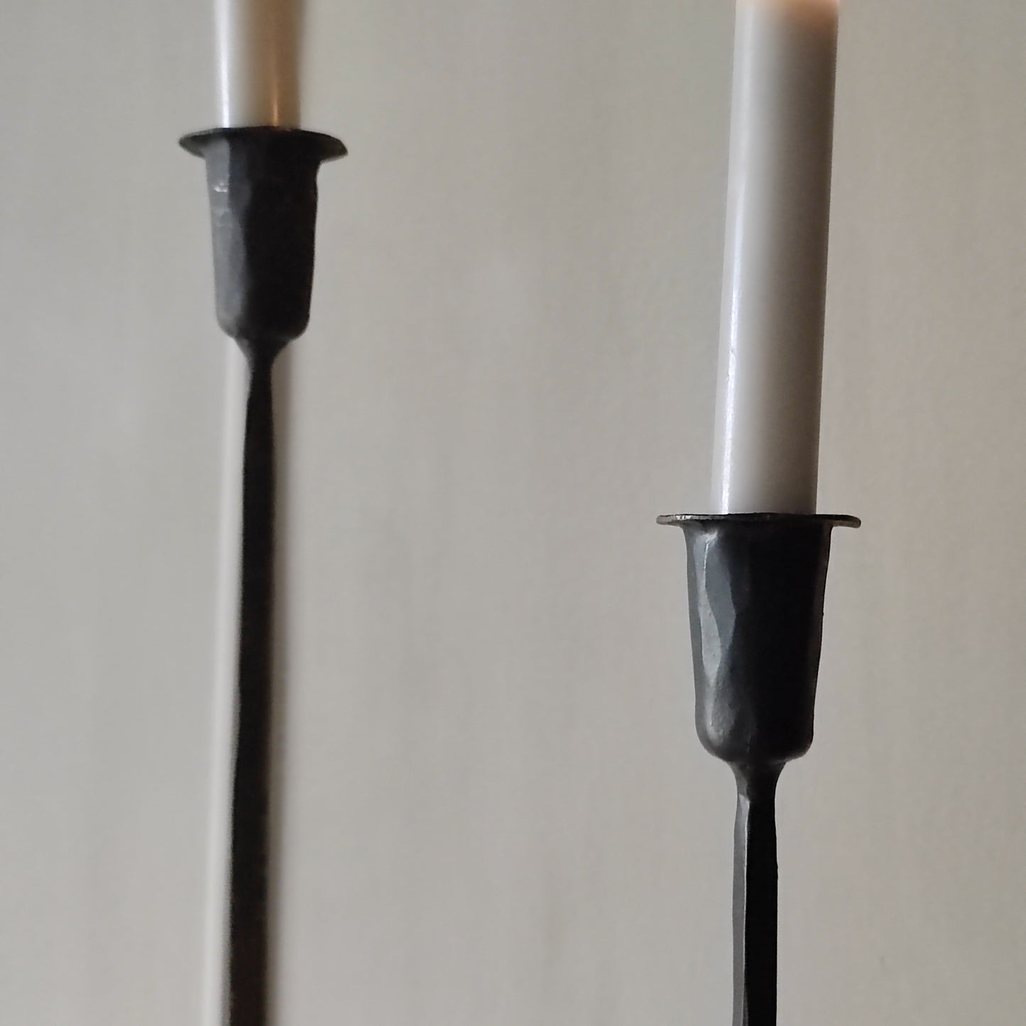 Metal (floor) candlestick small