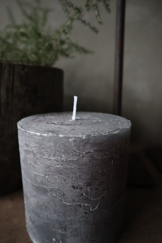 Candle dark gray 10 x 10 cm